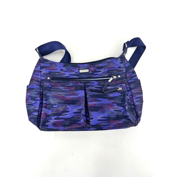 north face backpack front elastic bungee for external storage The Borealis – University Book Store Model::DX 701SF Nike Bag Elite Backpack Additional elements comprise two high school